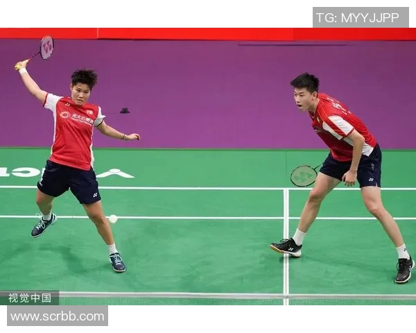 中国与日本在苏迪曼杯的激烈对决展现羽毛球强国的巅峰对抗 中国与日本在苏迪曼杯的激烈对决展现羽毛球强国的巅峰对抗